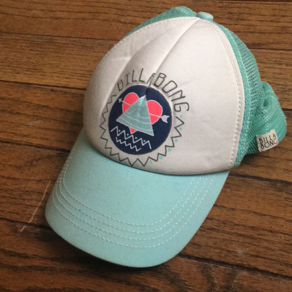 Billabong trucker hat!